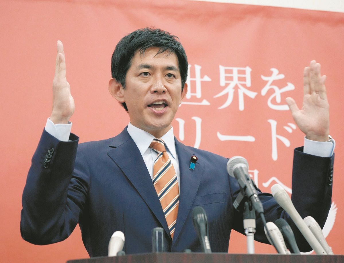 自民党総裁選への立候補を表明した小林鷹之氏＝国会内で（木戸佑撮影）