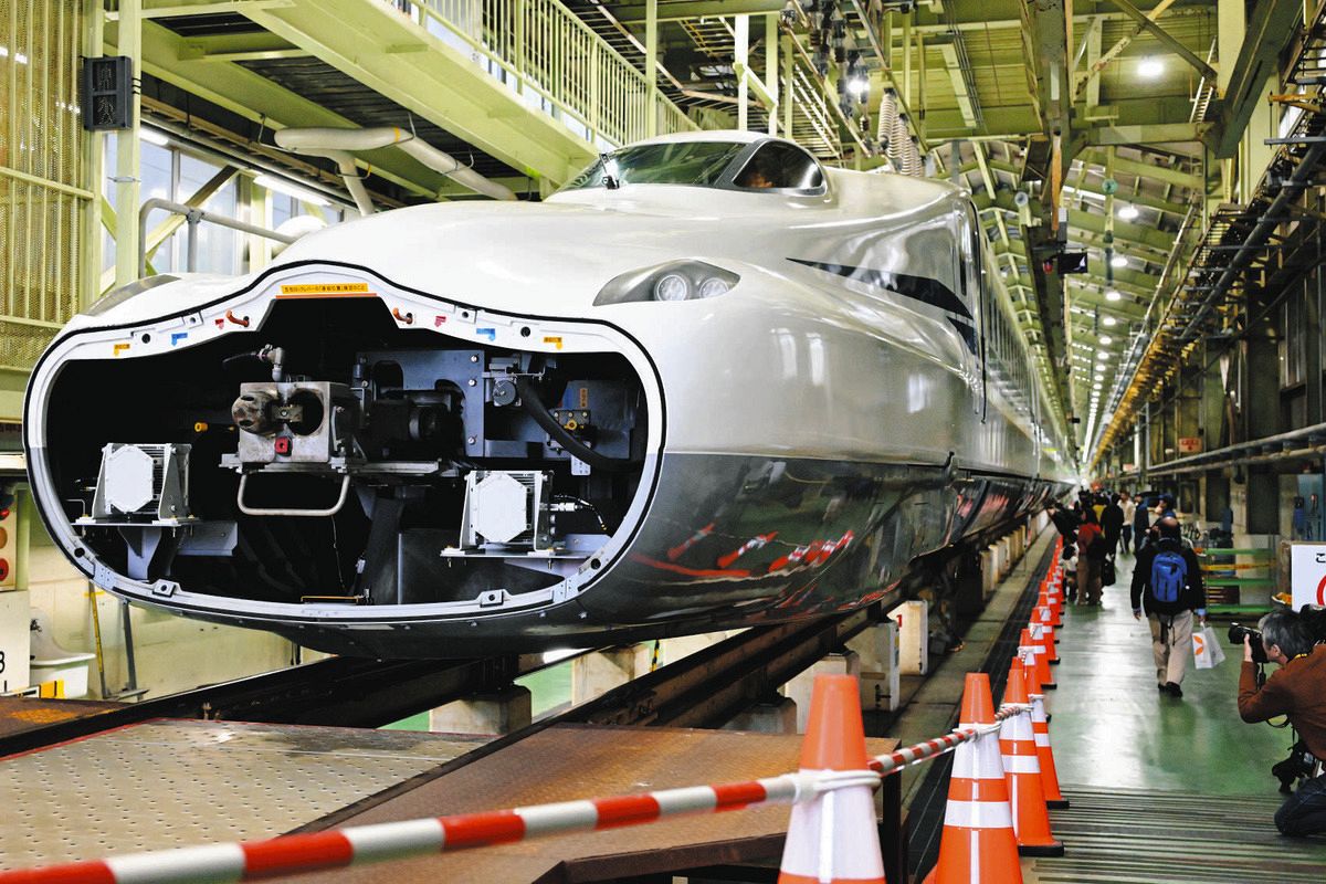新幹線がバッテリーで自走…そのスピードは？ JR東海・浜松工場の公開