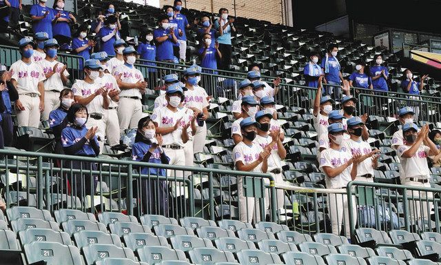 手拍子やリモート演奏が後押し コロナ禍の甲子園交流試合が開幕 東京新聞 Tokyo Web