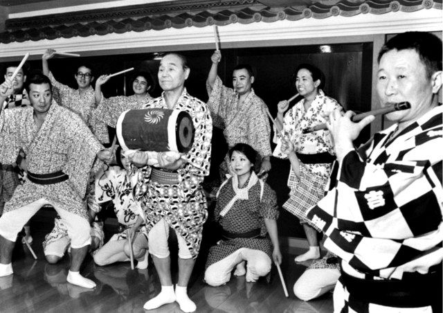 雷門助六 ８代目の寄席踊り継承 桂夏丸さん 桂小すみさんのユニット 東京新聞 Tokyo Web