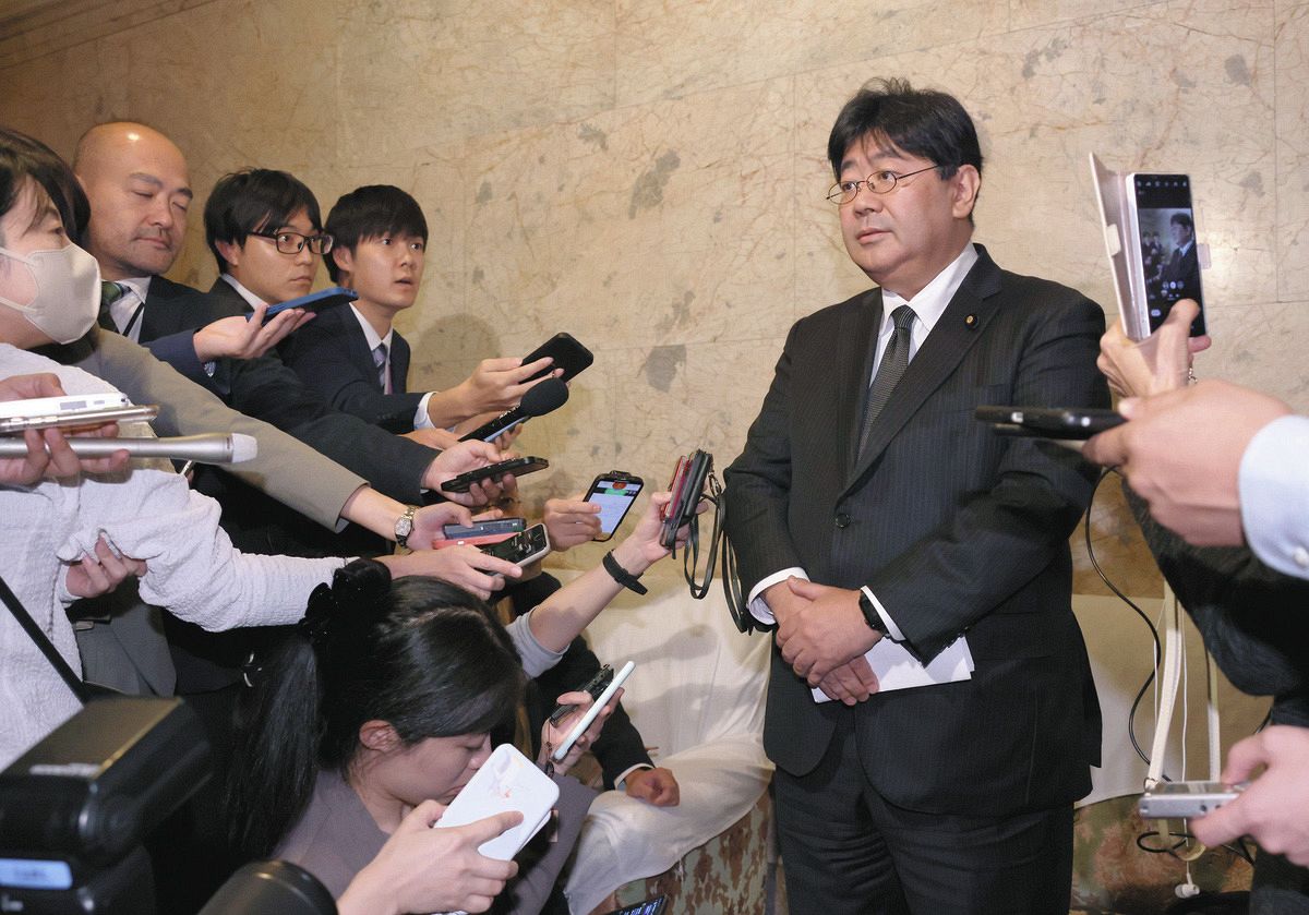 自民・山田太郎参院議員「心からおわび」 不適切な女性関係報道で文科政務官を辞任 議員辞職は否定：東京新聞デジタル