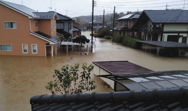 洪水 
