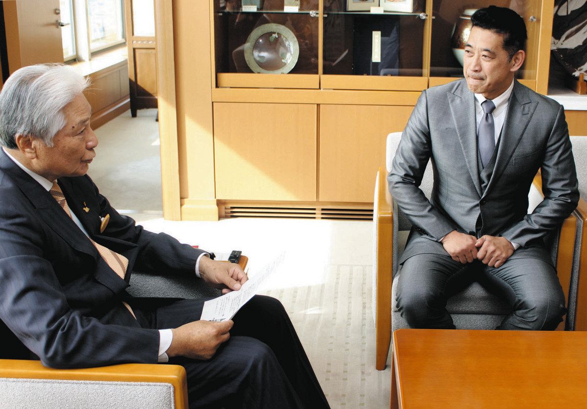 競輪界のレジェンド・神山雄一郎さん、引退を栃木県知事と宇都宮