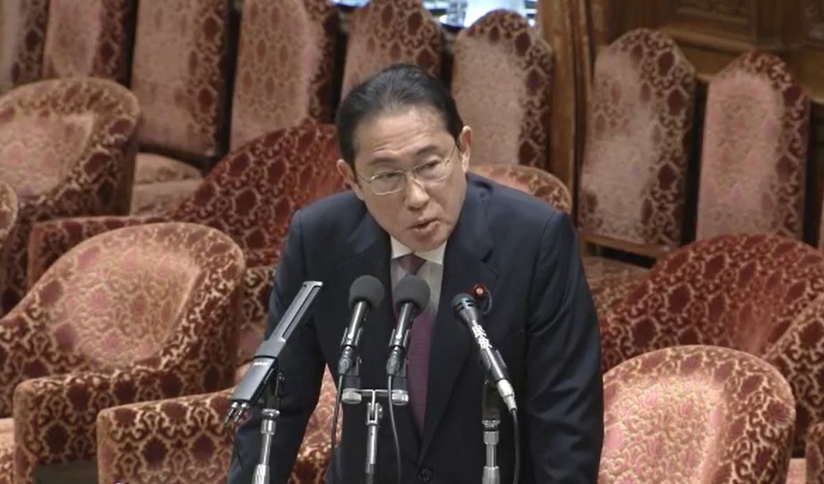 衆院予算委員会で答弁する岸田文雄首相（衆議院インターネット審議中継より）