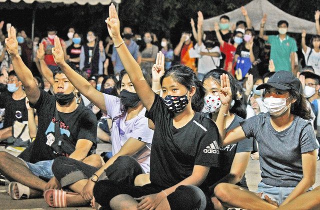 タイで進む若者の王室離れ 前例ない公然批判に当局は警戒：東京新聞