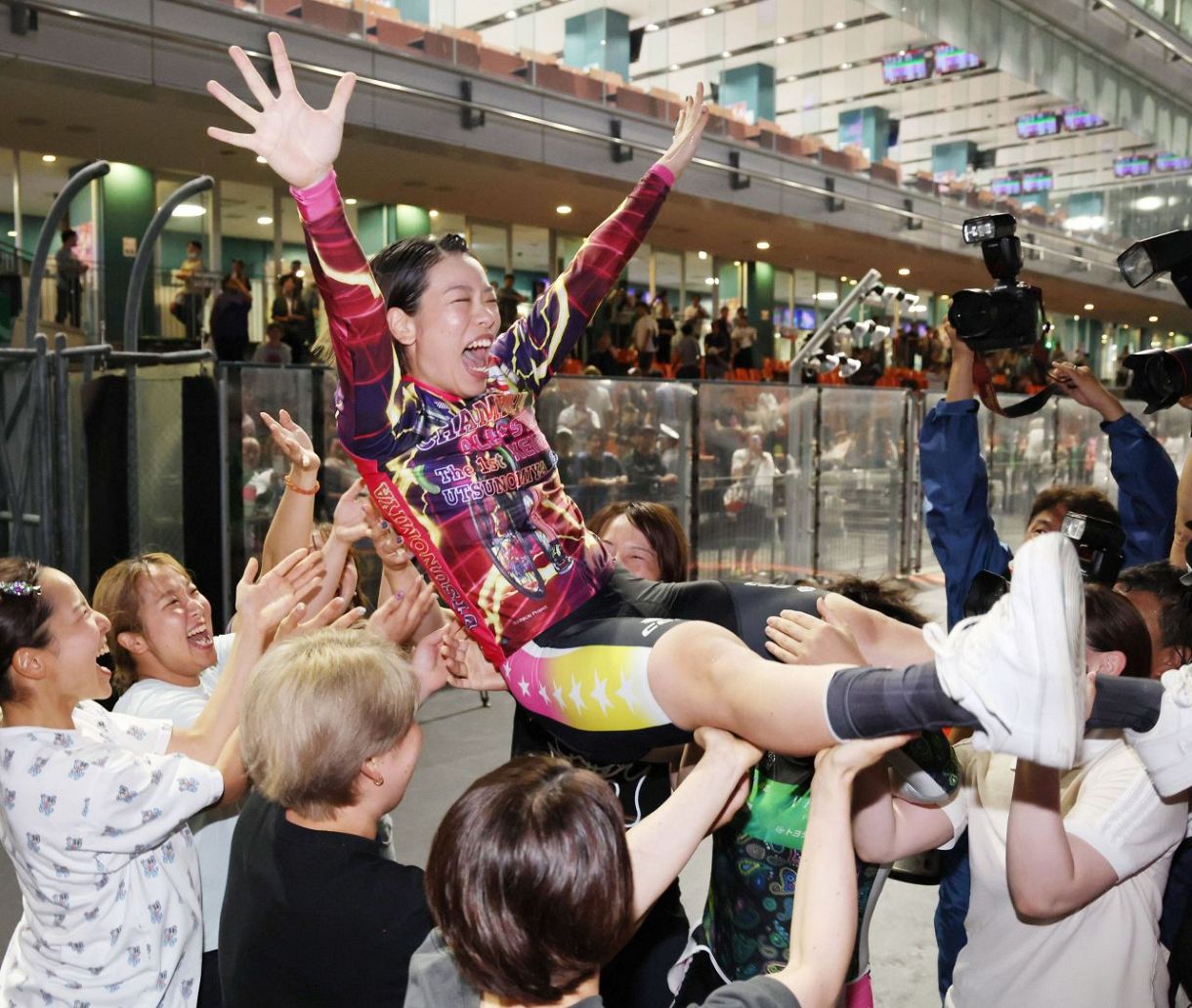 女子オールスター競輪 圧勝で佐藤水菜が初代女王に：東京新聞デジタル