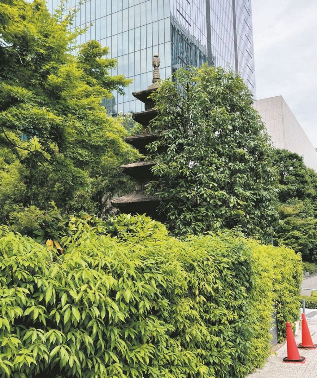 私立美術館の庭にある石塔を韓国に返して…問題告発の芸術家が説く「奪