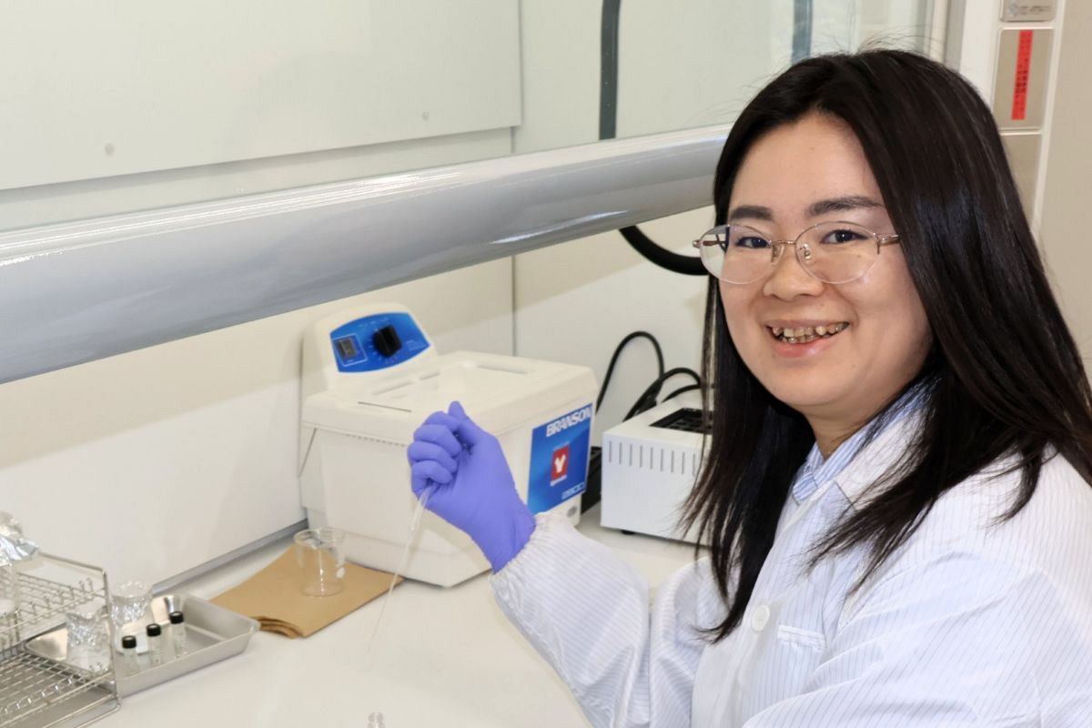 火星の衛星「起源のナゾ」に化学で決着つける 探査計画のカギを握る