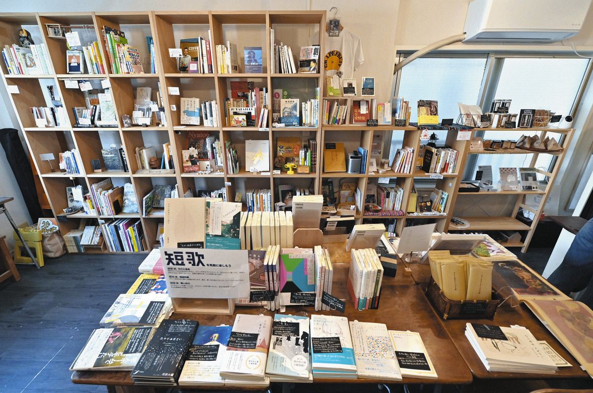 12歳の「書店」オーナー 本棚シェア型、狛江に開店 推しを販売、読書欲