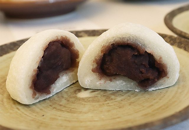 あいと電氣餅店【渋谷区・代々木公園】賞味期限はわずか5時間！ 唯一無二のふわとろ無添加「生大福」：東京新聞デジタル