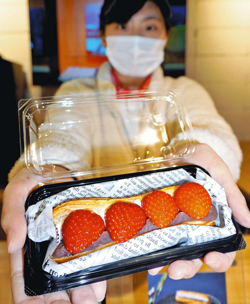 旬のイチゴ＋あんこ エクレア召し上がれ 前橋の「あんこもん」限定販売