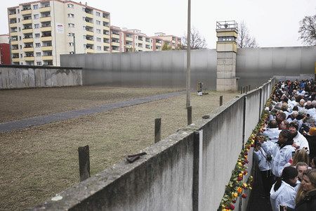 独首相 壊せない壁ない ベルリンの壁崩壊３０年 東京新聞 Tokyo Web