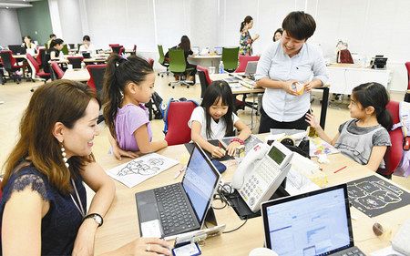 政治編 出産後も仕事を 過去最高 東京新聞 Tokyo Web 政治編 出産後も仕事を 過去最高 東京新聞 Tokyo Web