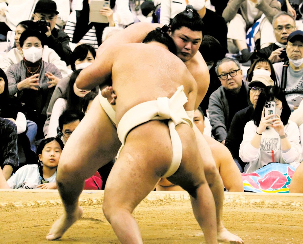 綱取り目指す大の里、巡業で横綱豊昇龍と初稽古「良い空気感