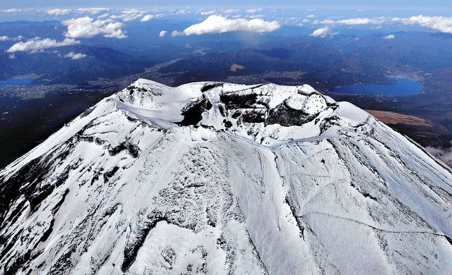 望 ～都の空から＞富士山剣ケ峰 受け継ぐ「遺産」：東京新聞デジタル