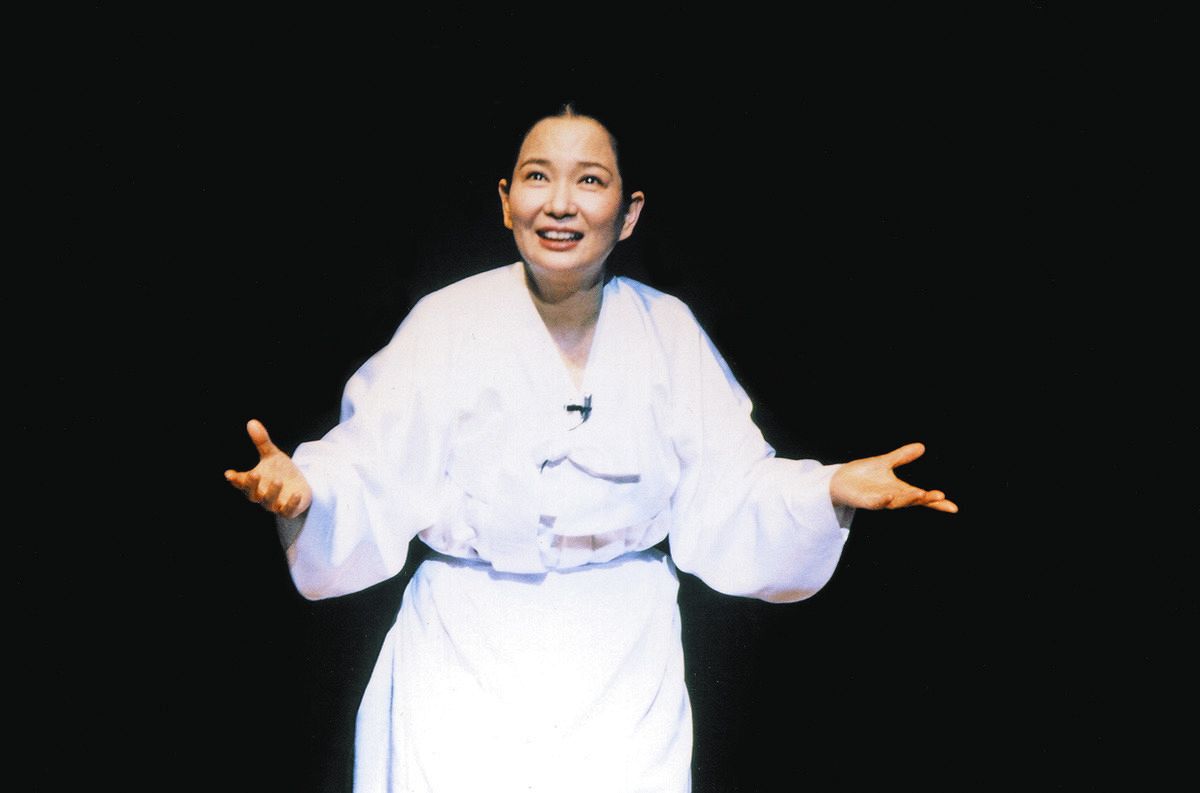 富子 一人芝居や講演で在日コリアン差別と闘って半世紀 30代から本名を名乗る宋富子さんの最後の「夢」：東京新聞デジタル