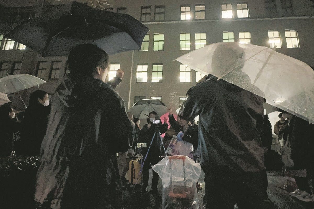 財務省＝悪者」ネットで知った情報で「自信」をつけて…解体デモが引き寄せる「なんとなく苦しい」普通の人：東京新聞デジタル