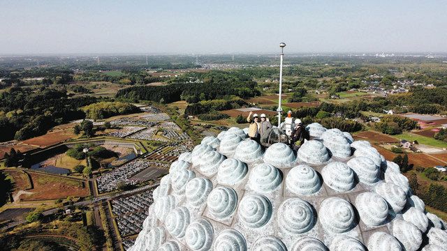 ふるさと納税 牛久大仏の頭頂部に招待、核シェルター… 茨城県内自治体