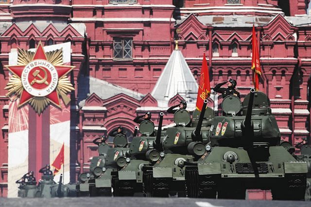 ロシア 軍事パレードの愛国ムードに便乗 プーチン大統領続投へ改憲に弾み狙う 東京新聞 Tokyo Web