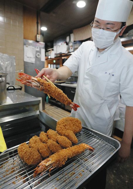 食用油の高騰が続くなか、とんかつ店は経営が圧迫されている（品川区で）