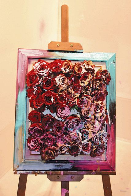 フェアトレードでケニアのバラ販売の店 松岡智子さんが個展、ライブ