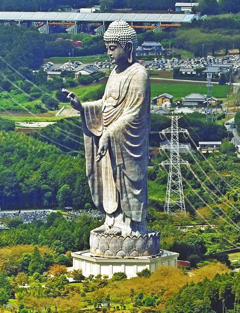 地球の歩き方 巨像 城 奇岩 図鑑化 で旅心くすぐる 新しい歩き方 東京新聞 Tokyo Web