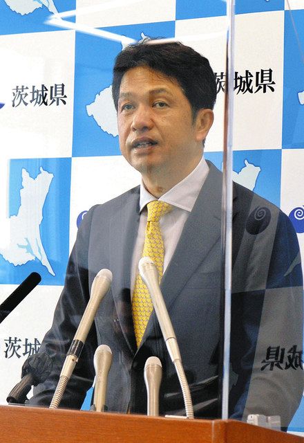 ４回目のワクチン接種について発表する大井川知事＝県庁で
