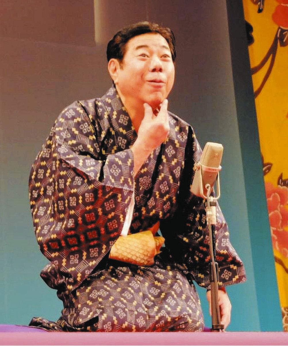 北斎と「琉球八景」めぐる創作落語 うちなー噺家・藤木志ぃさーさん