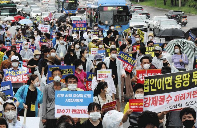 ソウル不動産の価格5割上昇、政権支持率は低下…側近は複数 ...