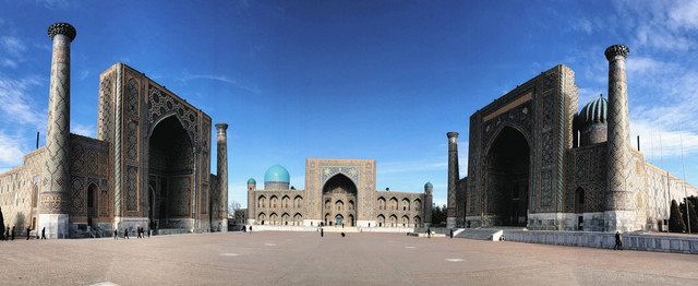 東西交易から生まれた古都サマルカンドのレギスタン広場