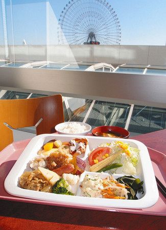 気になる 行ってみたい社食 学食ランチ クイーンズタワーキャフェテリア グラムバイキング 東京新聞 Tokyo Web