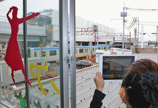 変わる愛宕駅 ライブ配信 野田でフラ教室主宰の青木みどりさん、東武