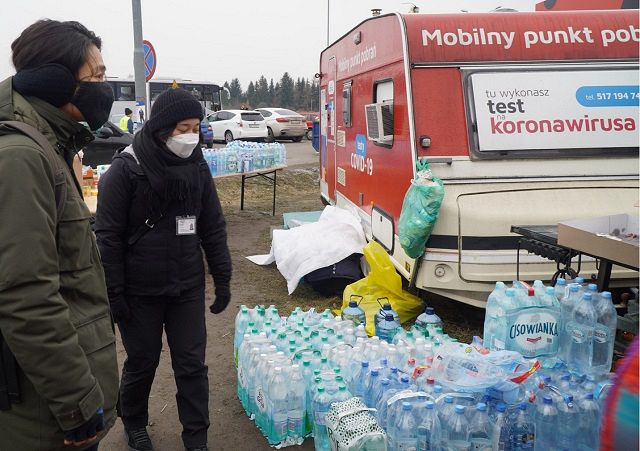 日本のngoがポーランドでウクライナ避難民支援 医薬品不足が課題 寄付募る 東京新聞 Tokyo Web