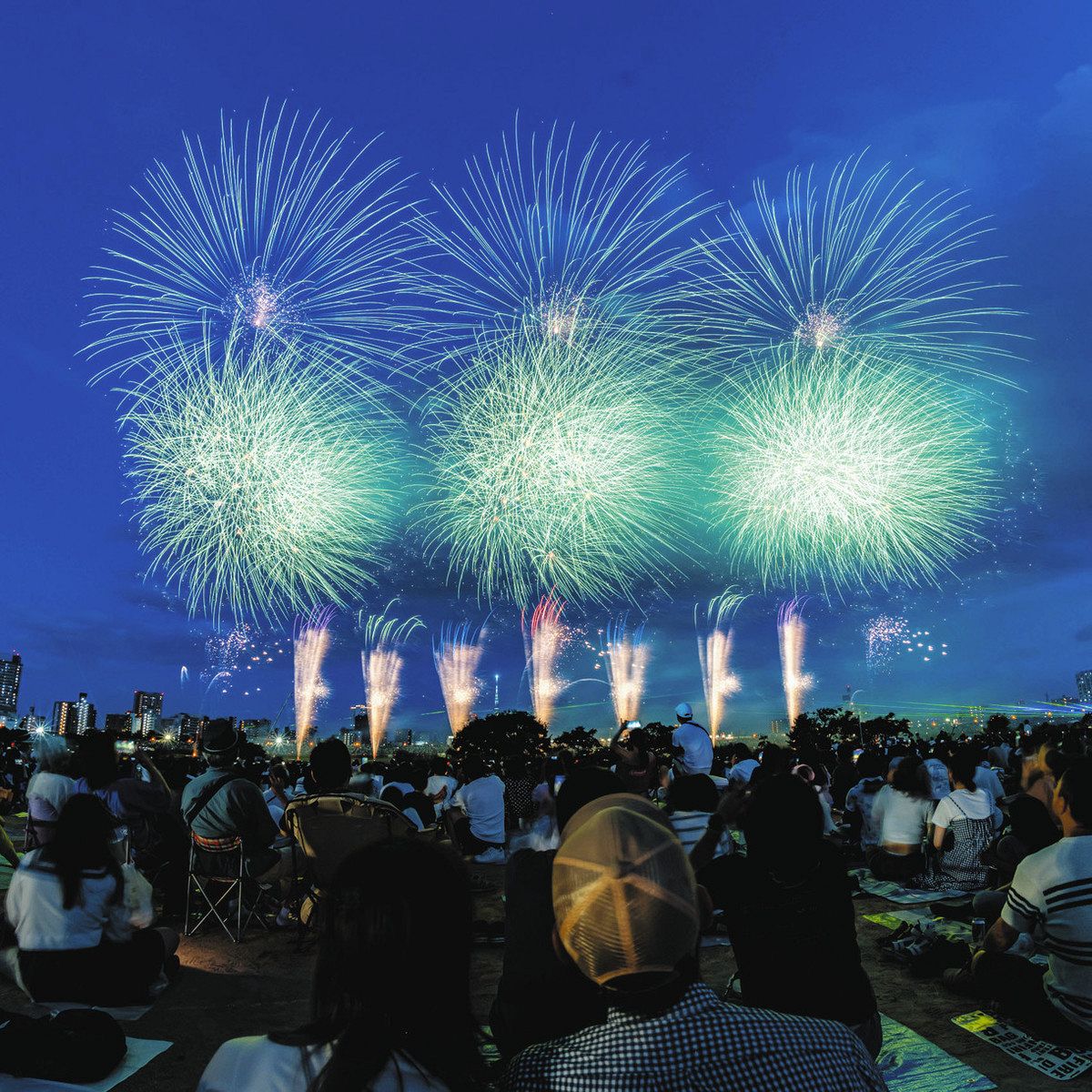 あす発売「足立の花火」観覧席 「東京で一番早い」来月30日開催：東京 
