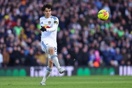 リーズの田中碧は途中出場後退く サッカーのプレミアリーグ：東京新聞