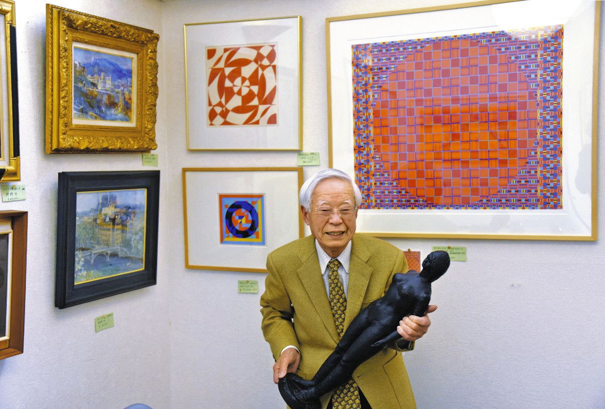 岡本太郎の絵などを桐生市の美術品収集家が展示 終活で販売も 岡本太郎の絵などを桐生市の美術品収集家が展示 終活で販売も
