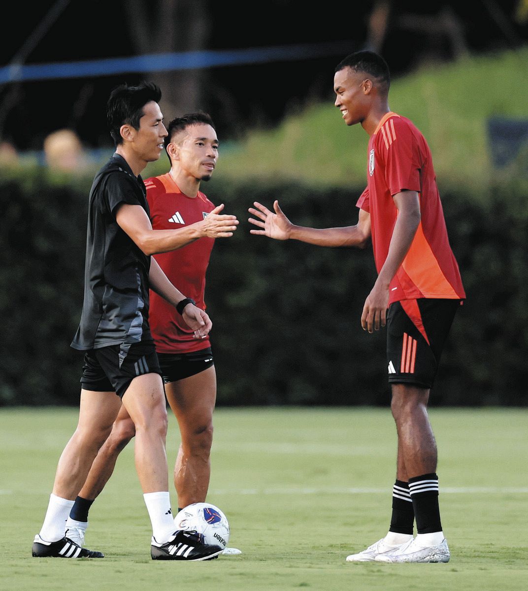 町田ゼルビア・望月ヘンリー海輝 驚速の192センチを支える「はだし練習