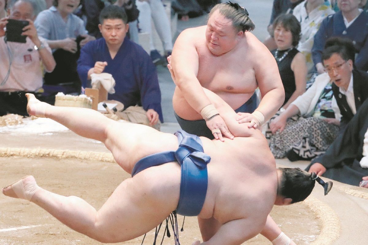 玉鷲、踏ん張った土俵際 大の里に押し相撲を封じられても「自分の腰 