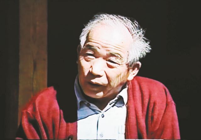 亀三郎さんが保管していたビデオの画面。中島飛行機武蔵製作所で働いた体験の証言などが収録されている