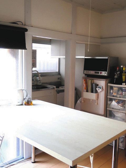 夢見キッチンが板橋区で運営するシェアキッチン。オーブンや冷蔵庫、調理に必要な道具類をそろえている（夢見キッチン提供）