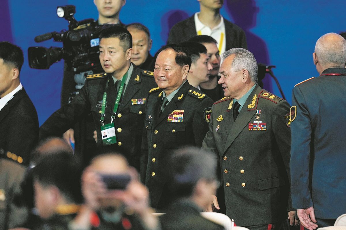 台湾問題に「中国軍は手を緩めない」 制服組トップがアメリカを 台湾問題に「中国軍は手を緩めない」 制服組トップがアメリカを