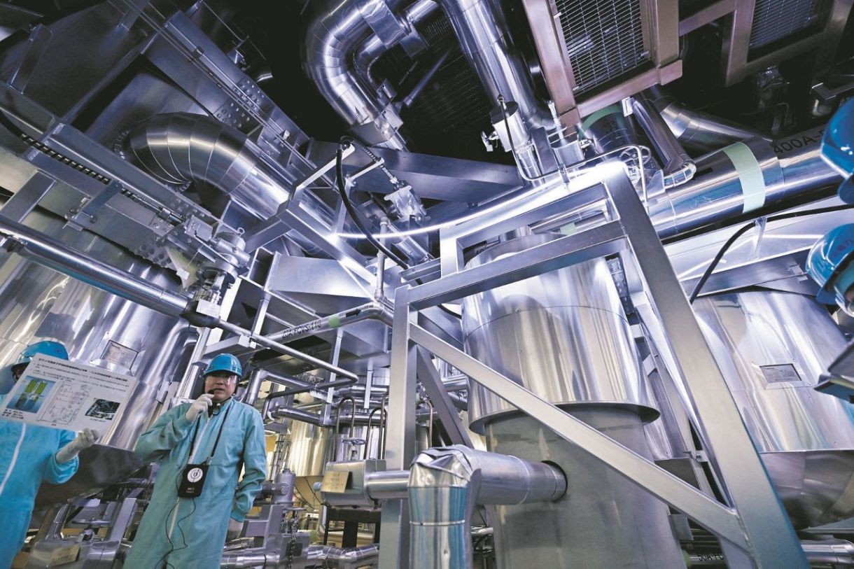 東北電力女川原発のフィルタ付き格納容器ベント装置（2024年6月撮影）