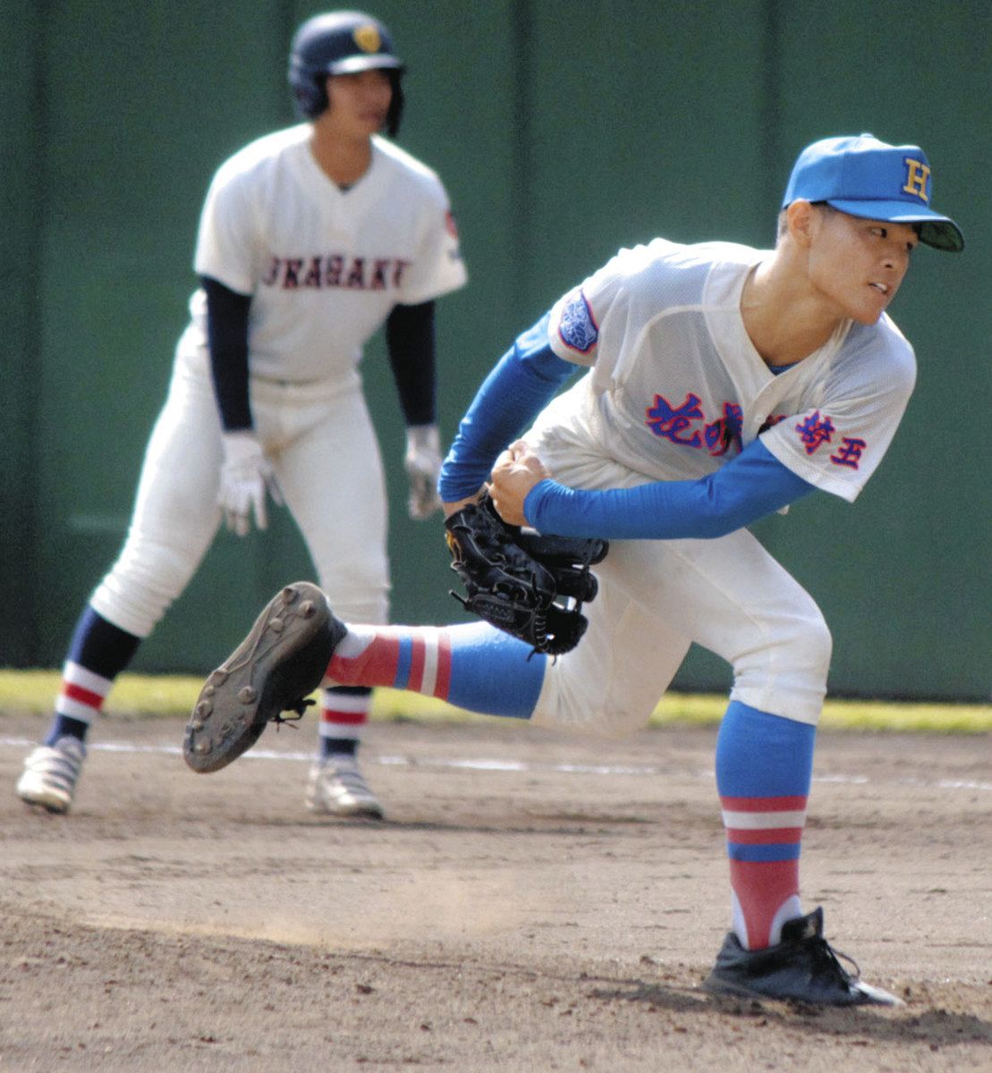 高校野球秋季県大会 好リリーフで勝利呼ぶ 花咲徳栄1年・古賀夏