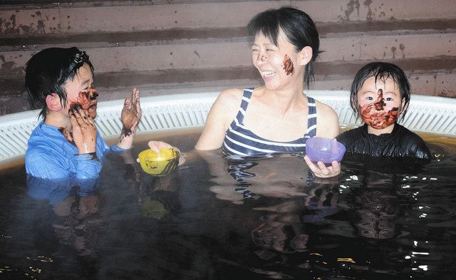 チョコにおぼれて笑顔になったよ 箱根小涌園恒例イベント 東京新聞 Tokyo Web