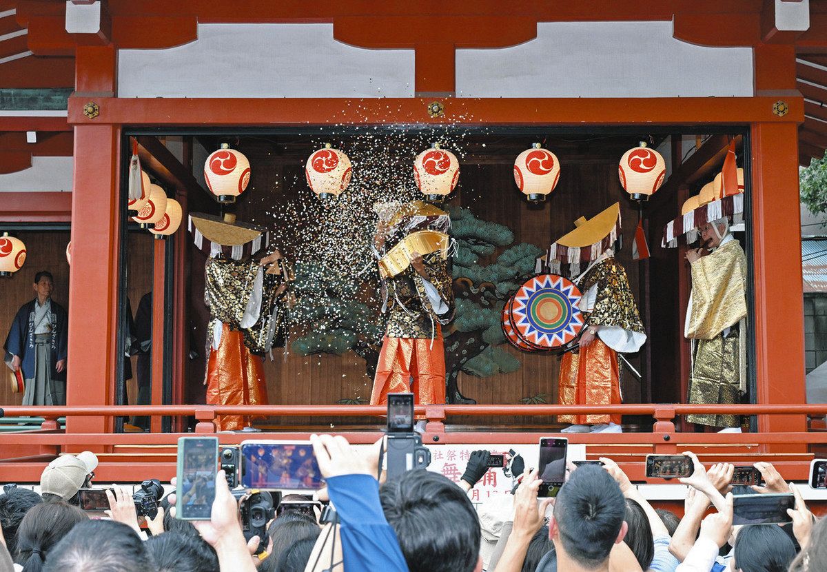 浅草・三社祭、今年も最終日の18日に同好会が「担ぎ出し」 氏子による
