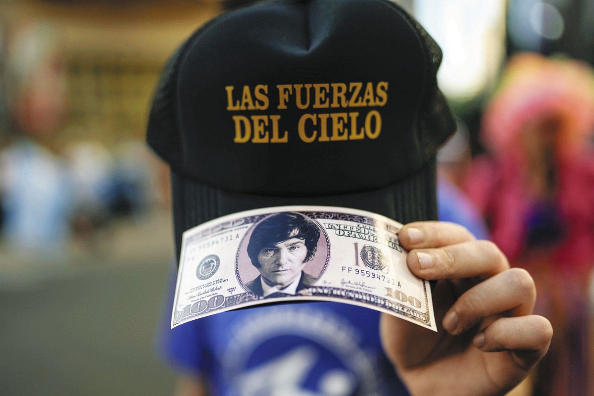 アルゼンチンのトランプ」がぶった切ろうとしている「中央銀行と自国通貨」 何が起こる？そもそも可能？：東京新聞デジタル