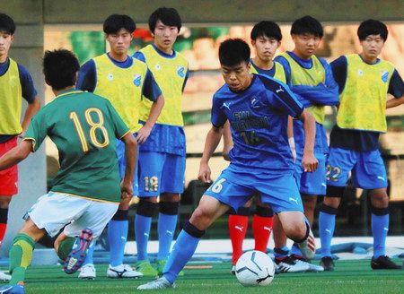 高校サッカー県大会 静学５年ぶりｖ 東部勢 悲願達成ならず 東京新聞 Tokyo Web