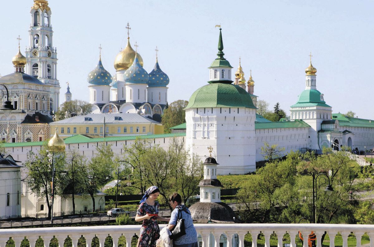 モスクワ郊外で2021年5月、ロシア正教会を代表する聖地のセルギエフポサト大修道院