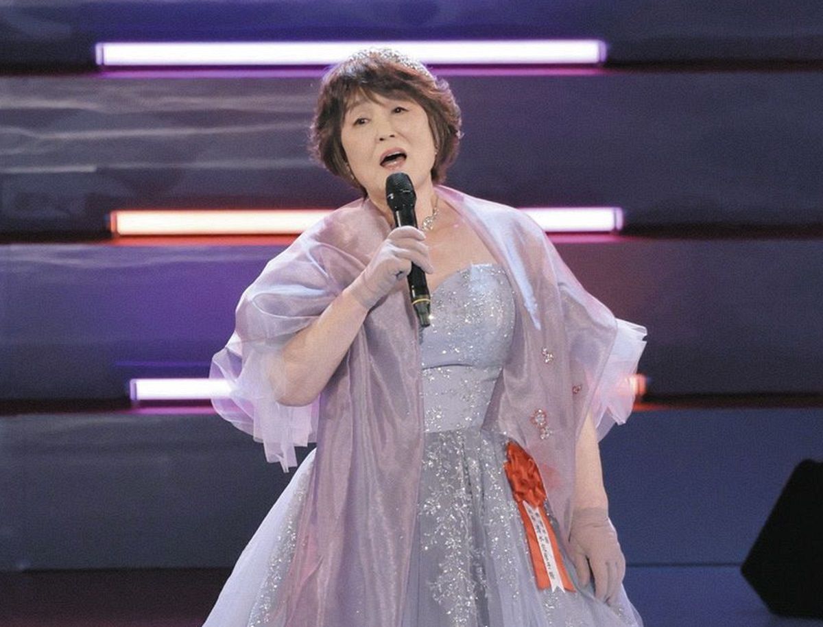 埼玉の奇祭」収録に潜入！ 元日のSNSをにぎわす「政財界人チャリティ