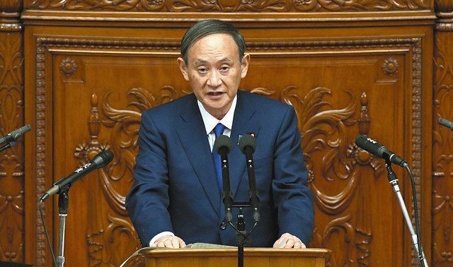 衆院本会議で代表質問に答弁する菅首相